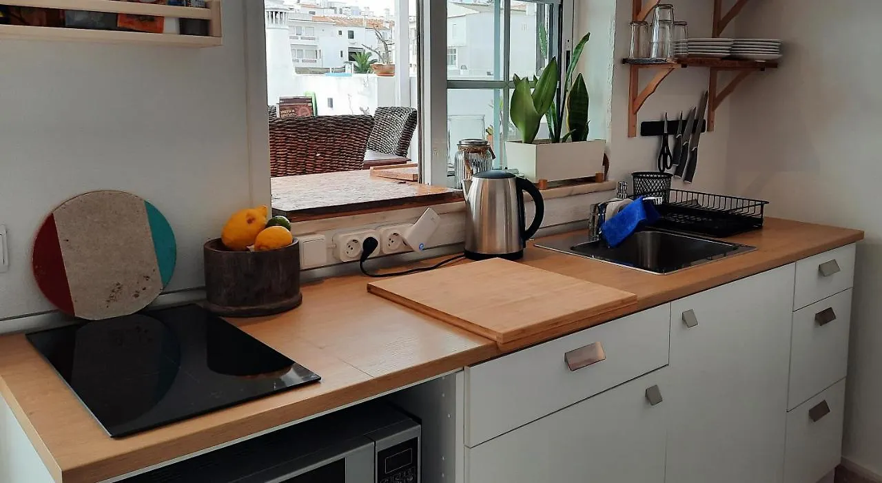 Infante Guesthouse Lagos Πανσιόν